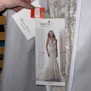 Morille Madeline Gardner Wedding Dress